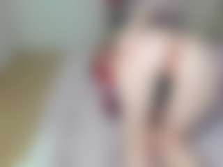 Live cam show with BettyBunny - Cute on madthumbs