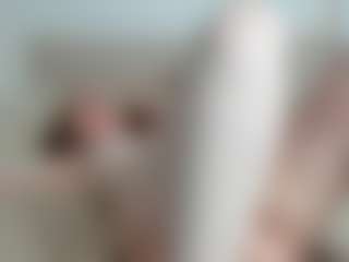 Live cam show with BettyBunny - Cute on Gym Cam Girls