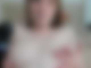 Live cam show with BettyBunny - Nipple Piercings on Dolls Live