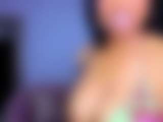 Live cam show with Charlotte - Average on Camsoda