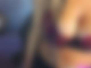 Live cam show with Charlotte - Handjob on Milfs Live