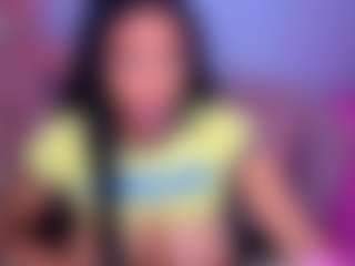 Live cam show with Charlotte - Tease on Camsoda