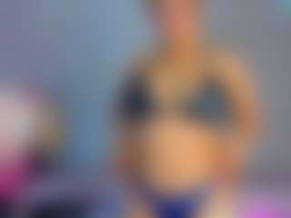 Live cam show with Charlotte - Average on Camsoda