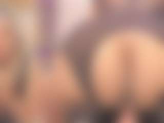 Live cam show with destinyhall1 - Nipple Piercings on Uber Horny