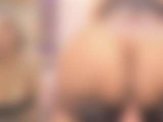 Live cam show with destinyhall1 - Smoking on fapnchat