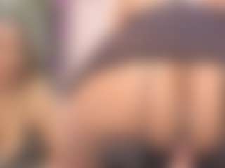 Live cam show with destinyhall1 - Anal MILF on AdultVida.com