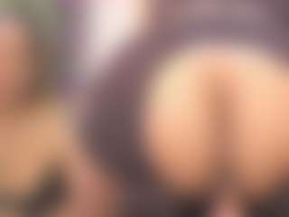destinyhall1 MILF webcam performer live streaming