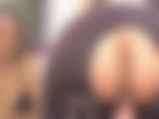 Live cam show with destinyhall1 - Sexy on CamwithHer