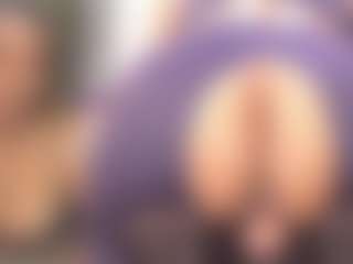 destinyhall1 MILF webcam performer live streaming