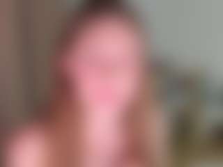 Live cam show with melissssa_bloom - Tease on https://playwithruby.com