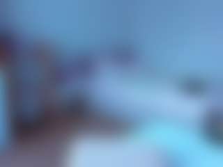 Live cam show with Melissa - Teen (18+) on Camsoda