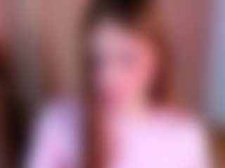 Live cam show with Melissa - White on StripNow | netherlands
