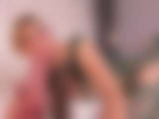 Live cam show with EvaMillins - Domination on Soda Cam