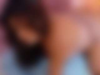 Live cam show with KARINAJTORRES - Moaning on Camsoda