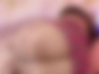 Live cam show with KARINAJTORRES - Lesbian on Camsoda