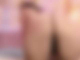 Show live cam dengan KARINAJTORRES - Public Toys di Camsoda