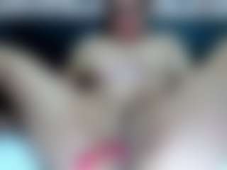 Live cam show with kylee-sex - Red Hair MILF on Gym Cam Girls