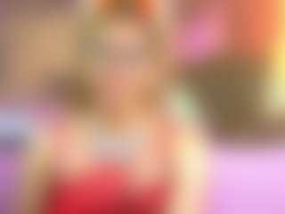 Live cam show with Lunitadiva - Russian on Camsoda