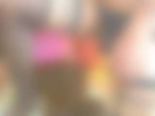 Live cam show with Lunitadiva - Blonde Hair on CamClone