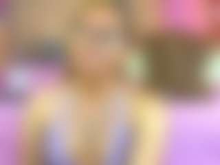 Live cam show with Lunitadiva - Latina on CamSodaAdn | colombia