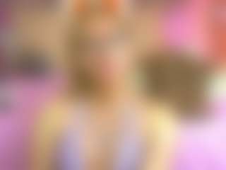 Live cam show with Lunitadiva - Tease on LiveSexCams6