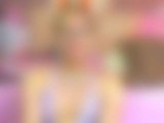 Live cam show with Lunitadiva - Dirty Talk on Camsoda
