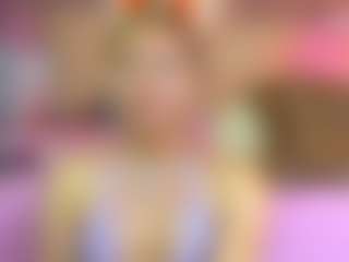 Live cam show with Lunitadiva - HD on Camsoda