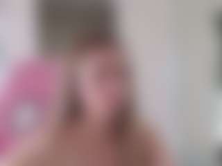 Live cam show with StacyWells - Full Nudity on xDating