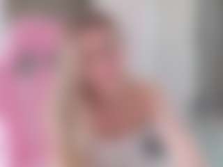 Live cam show with StacyWells - Lovense on Camsoda