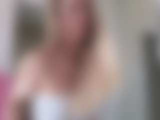 Live cam show with StacyWells - Public on fuklive.com