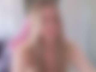 Live cam show with StacyWells - Oil on Camsoda