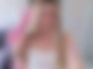 Live cam show with StacyWells - Brown Hair on Nude Live Now