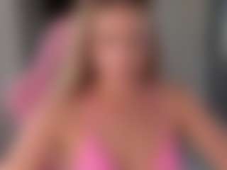 Live cam show with StacyWells - Teen (18+) on Cam Slut