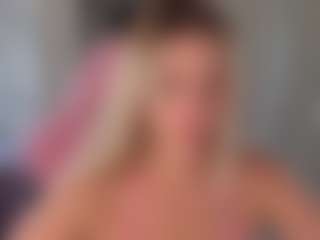 Live cam show with StacyWells - Young Adult on Uber Horny