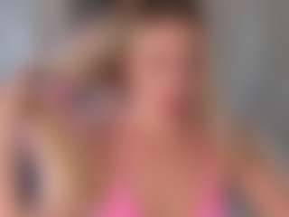 Live cam show with StacyWells - Brown Hair on livesuperchat.net