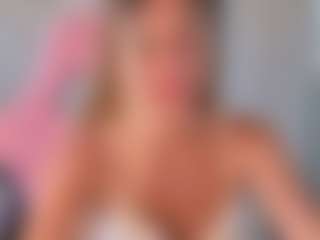 Live cam show with StacyWells - Public on Camsoda Late Night