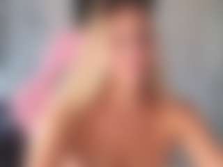 Live cam show with StacyWells - Fetish Latina on Camsoda