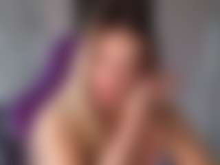Live cam show with StacyWells - Cute on Taboo Cams XXX