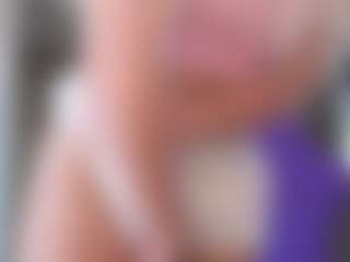 Live cam show with StacyWells - Small Tits on Camsoda Late Night