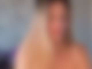 Live cam show with StacyWells - Foot Fetish on livesuperchat.net
