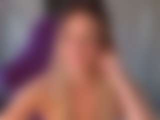 Live cam show with StacyWells - Public on alttransgirls