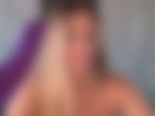 Live cam show with StacyWells - Thin on live18s.com