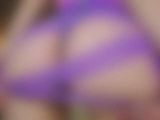 Live cam show with AlodieBurtt - Joi on AdultVida.com