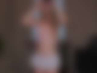 Live cam show with AlodieBurtt - Joi on Camsoda