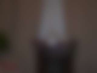 Live cam show with AlodieBurtt - Average on makecum.org