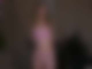 Live cam show with AlodieBurtt - Oil on Camsoda