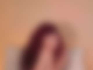 Live cam show with candyy-bella - Teen (18+) on AdultVida.com