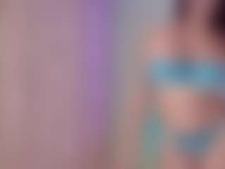 Live cam show with candyy-bella - Natural on CamClone