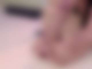 candyy-bella's Live Sex Cam Show