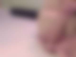 candyy-bella's Live Sex Cam Show